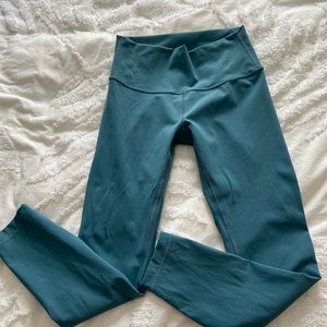 Lululemon wunder under Persian blue 6